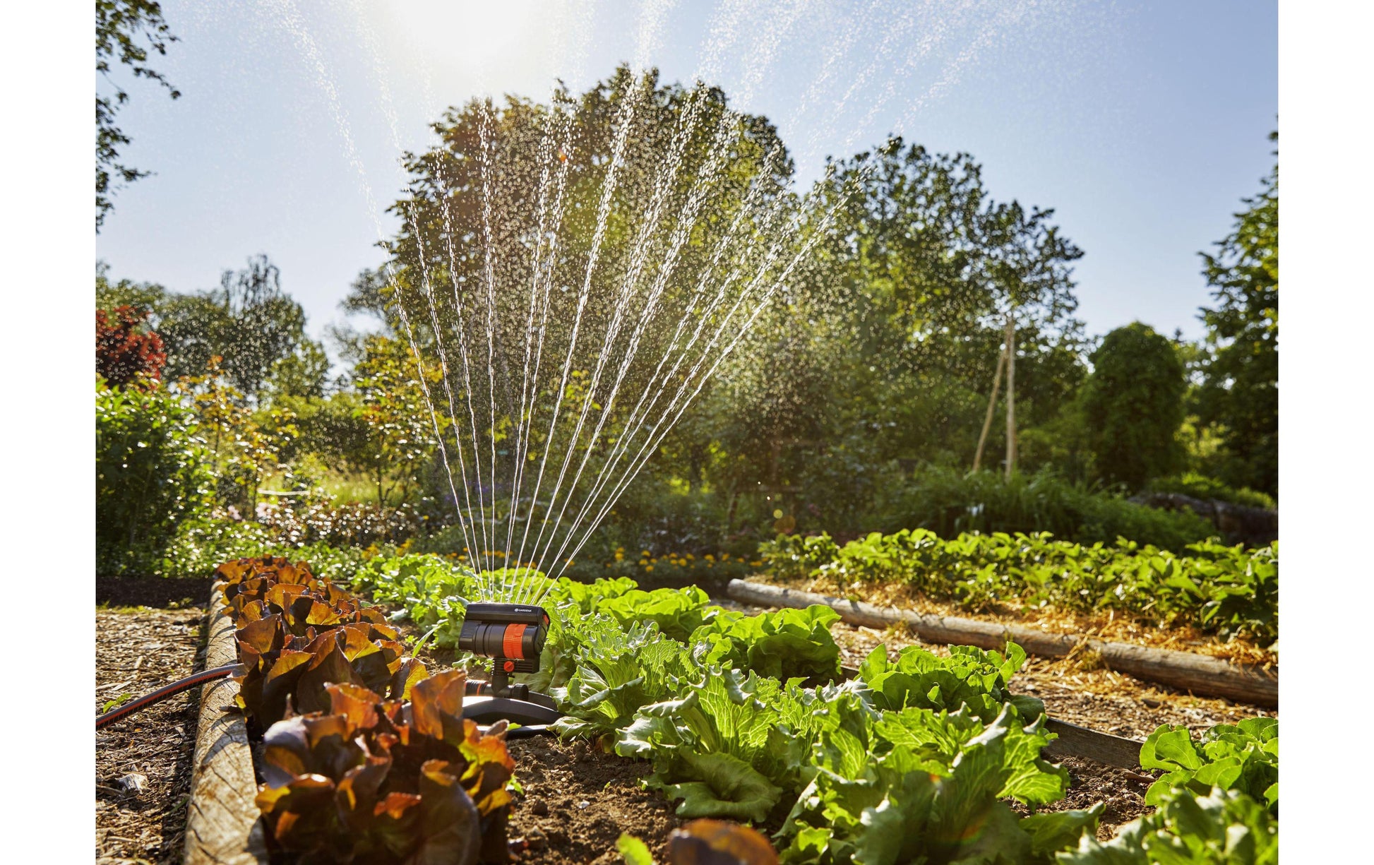 Gardena AquaZoom Compact Viereckregner – Sprühbereich 3–18 m, Abdeckung 9–216 m²