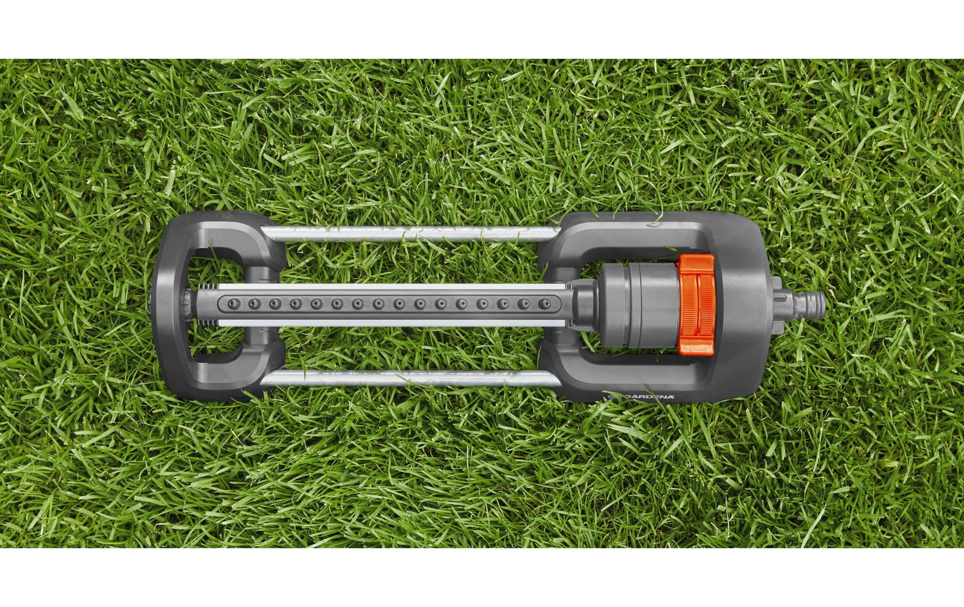 Gardena Viereckregner Aqua M – Sprühbereich 8–18 m, Flächenabdeckung 110–250 m², Schwarz