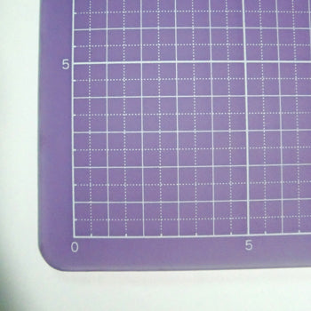 NT Cutter Schneidematte – 300 × 220 mm, Transparentes Violett