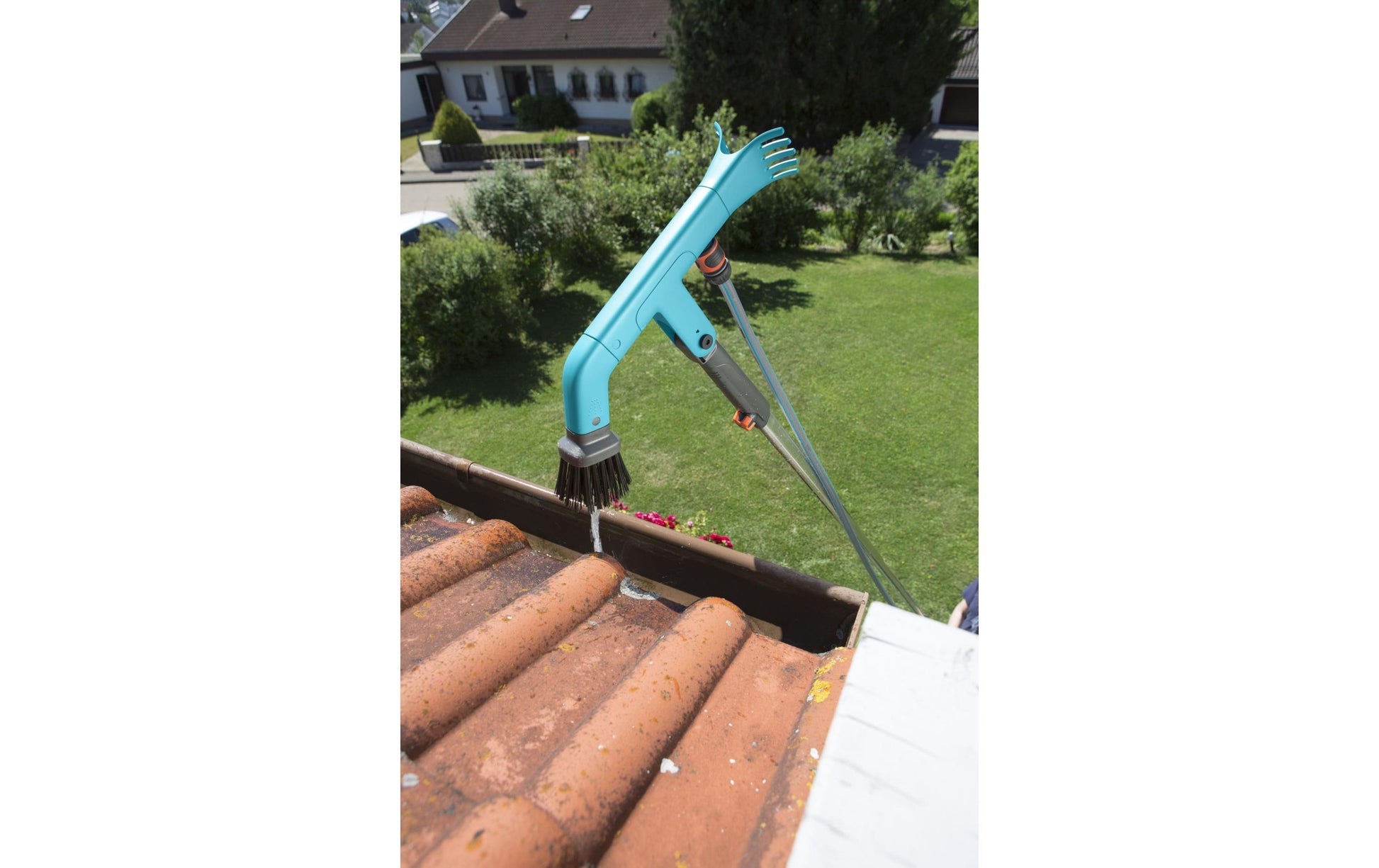 Gardena Bürstenaufsatz Dachrinnenreiniger – Kunststoff, Grün/Grau, für Gardena combisystem
