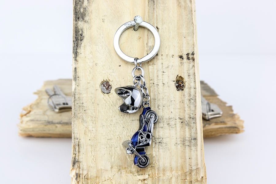 TROIKA Schlüsselanhänger Key Cruising Motorrad – Blau/Silber, 35 × 19 mm