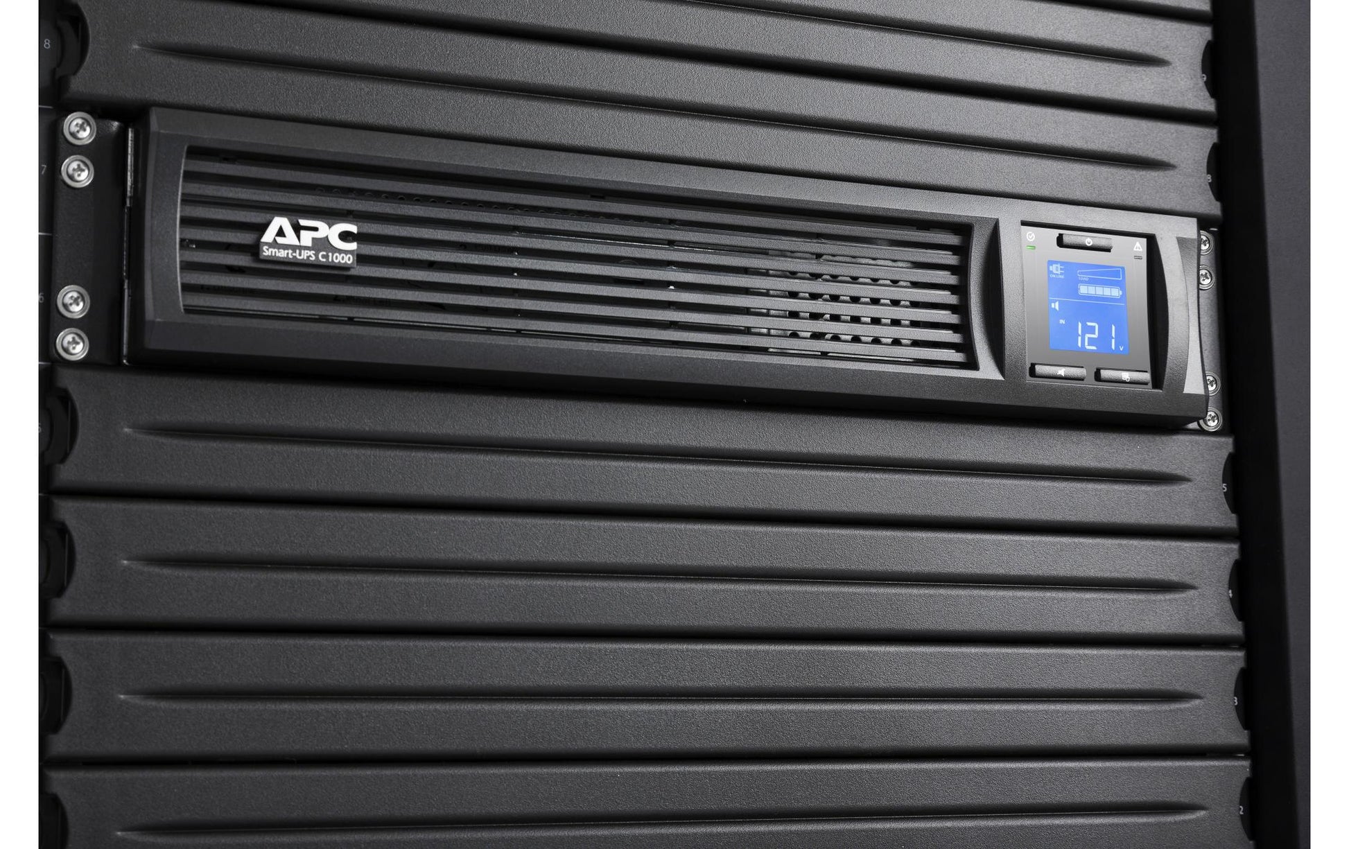 APC SMC1000I-2UC USV 1 kVA/600 W Line-Interaktiv – 2U Rack – C13×4, Eingang IEC C14 – SmartConnect