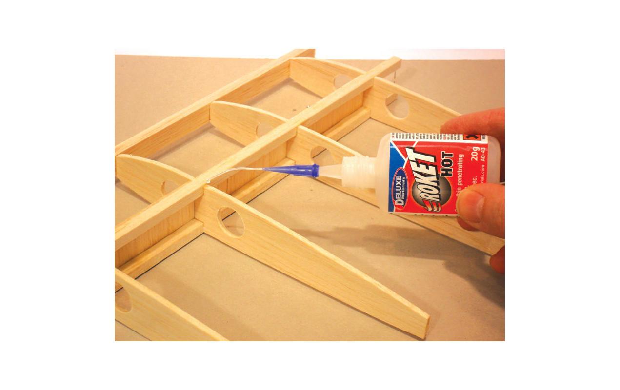 Deluxe Materials Sekundenkleber Roket Hot CA – Transparent – 20 g – für Holz