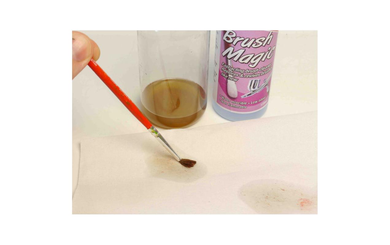 Deluxe Materials Pinselreiniger – flüssig, 125 ml, transparent, für Kunststoff