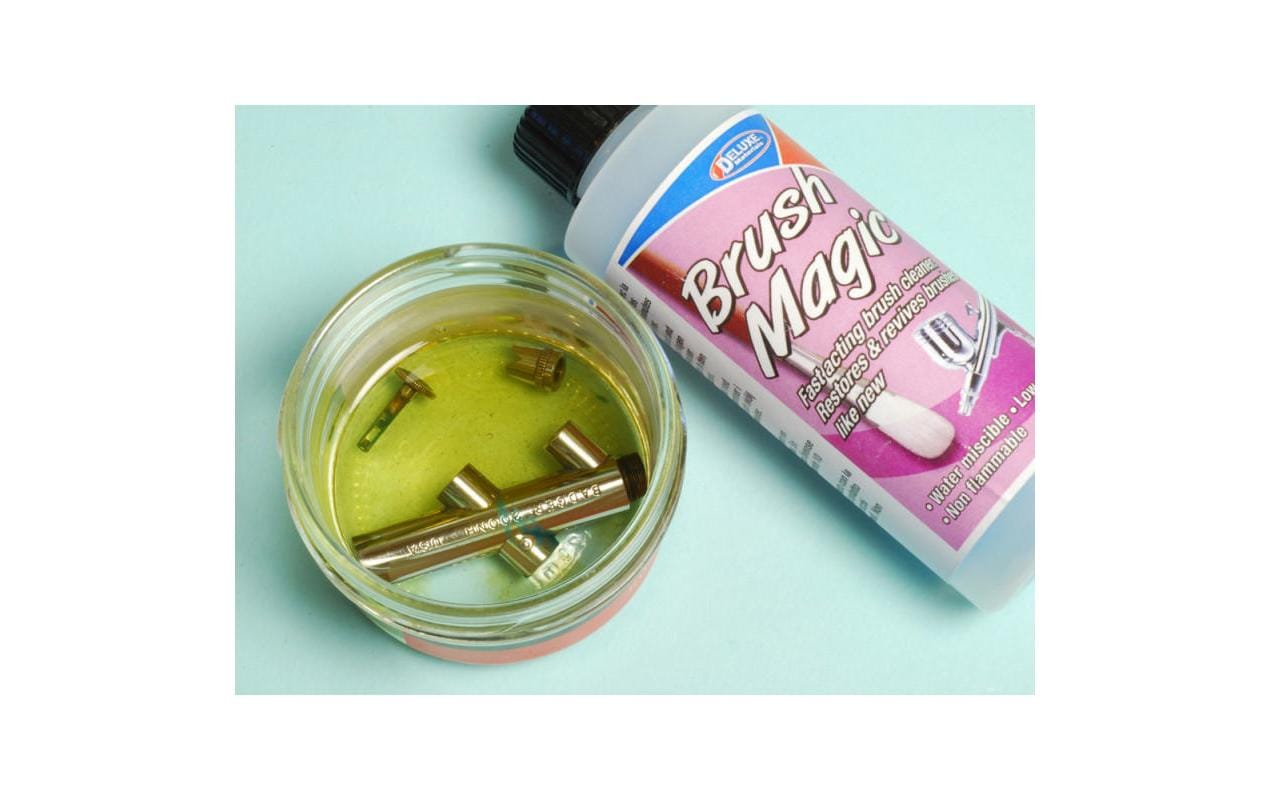 Deluxe Materials Pinselreiniger – flüssig, 125 ml, transparent, für Kunststoff