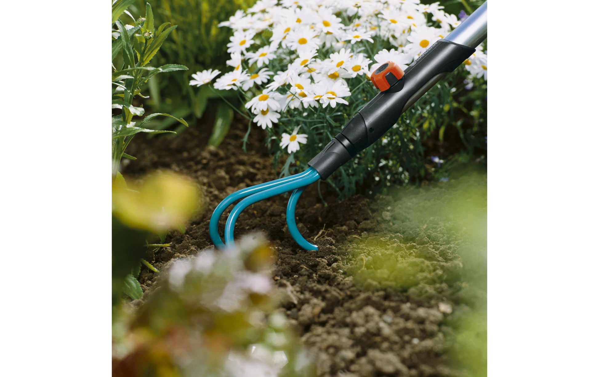 Gardena 3166-20 Grubber combisystem – 3 Zinken, Breite 90 mm – für combisystem-Stiele, Zahnmaterial Stahl