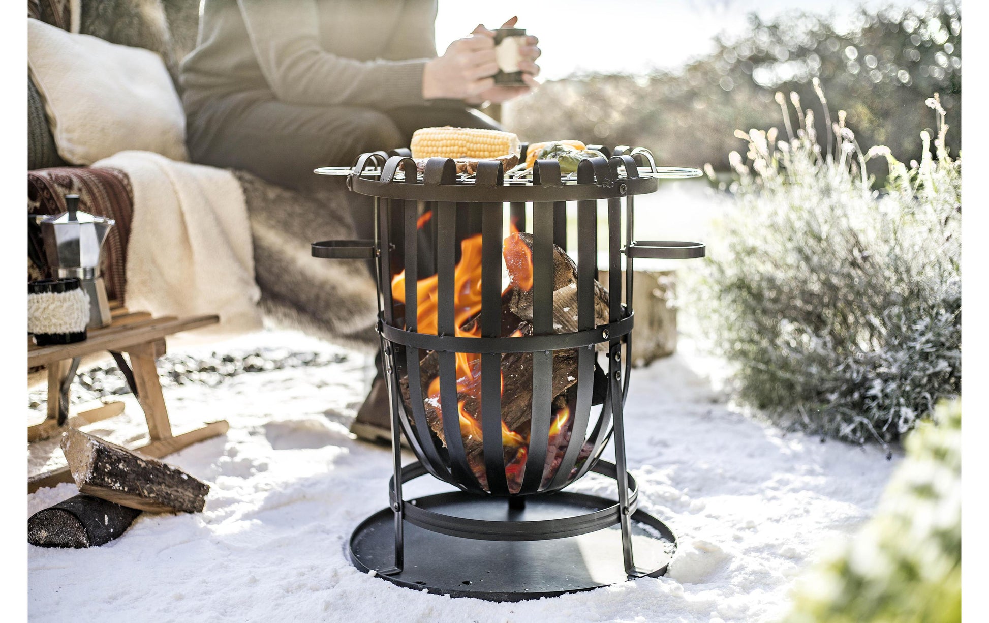 La Hacienda Feuerkorb – Ø 50 cm, H 56 cm, mit Ascheauffangbehälter, Schwarz, Stahl