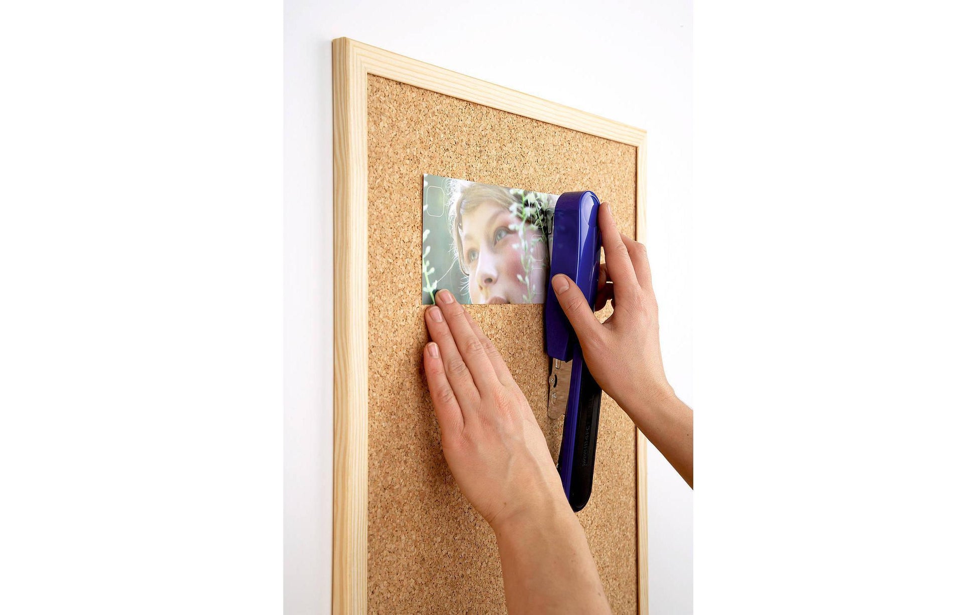 Novus B4 FC Flachheftgerät – 50 Blatt, für 24/6, 24/8, 26/6 und weitere, blau