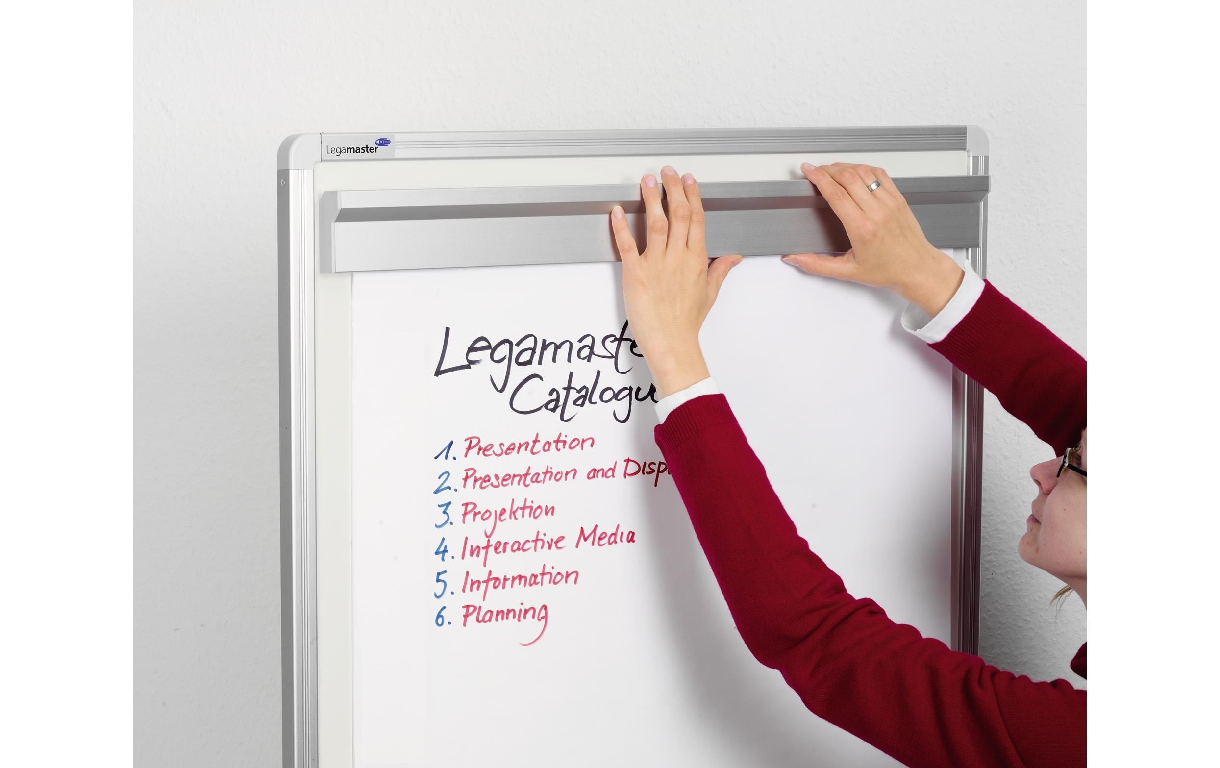 Legamaster Whiteboard – 76 × 120 cm, Emaille, magnetisch, Aluminiumrahmen, mobil, beidseitig, inkl. Montageset