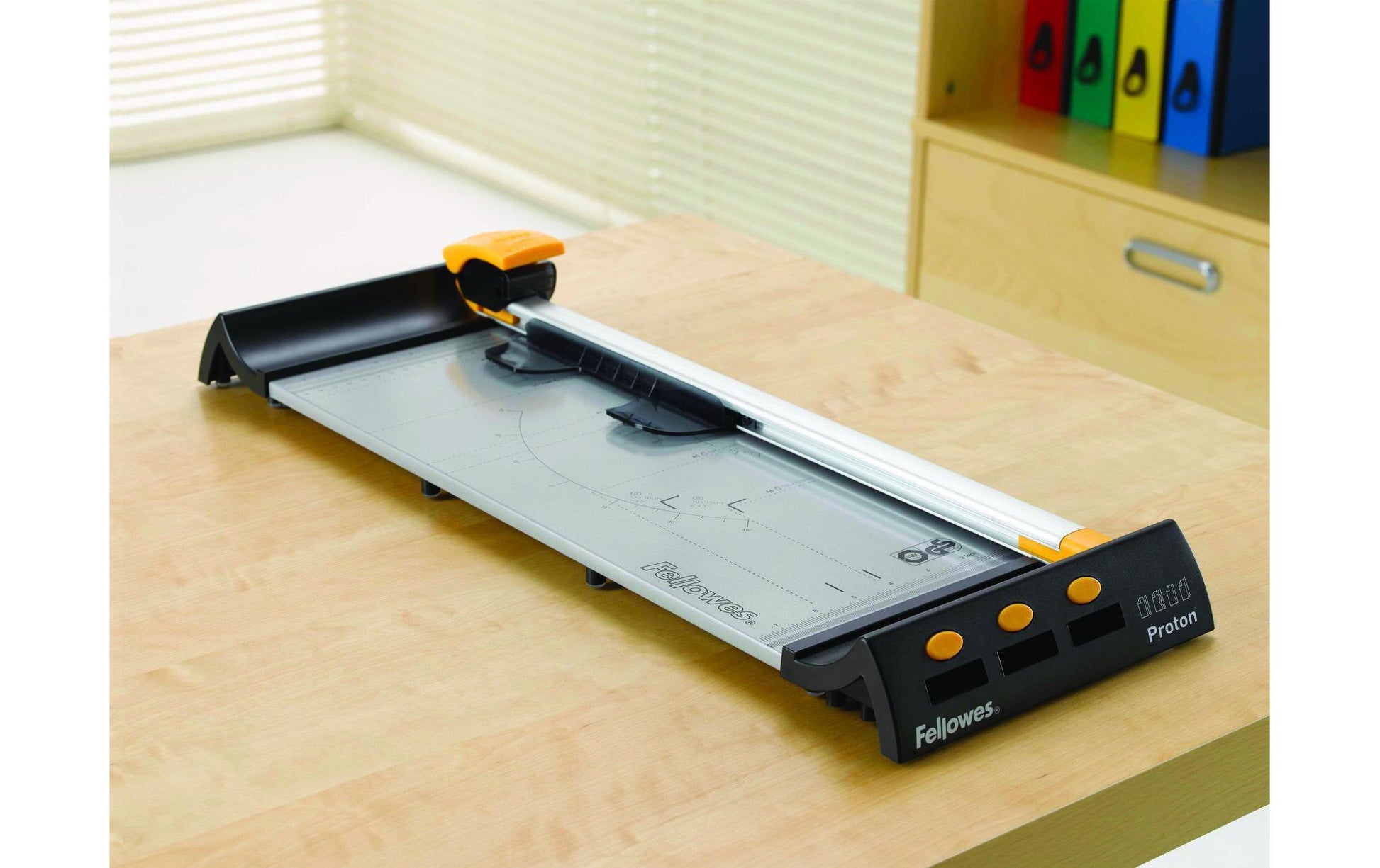 Fellowes Rollenschneider Proton – 460 mm, bis A3, 10 Blatt