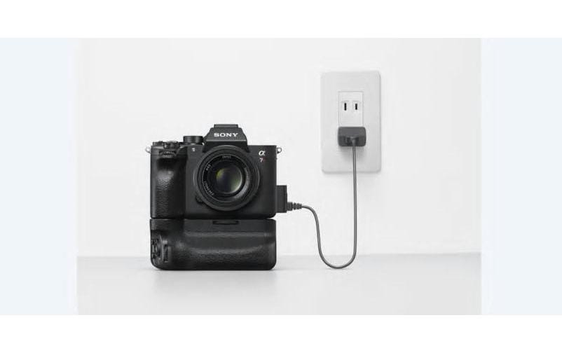 Sony VG-C4EM Batteriegriff – für Alpha 7R IV, Alpha 9 II – Schwarz
