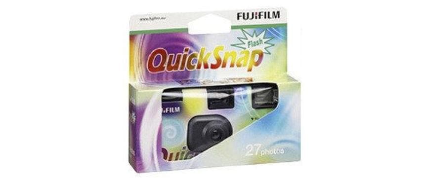 Fujifilm Quicksnap Flash 27 – Einweg-Filmkamera, 32 mm, Eingebauter Blitz (Auto, Leitzahl 3 m), Schwarz