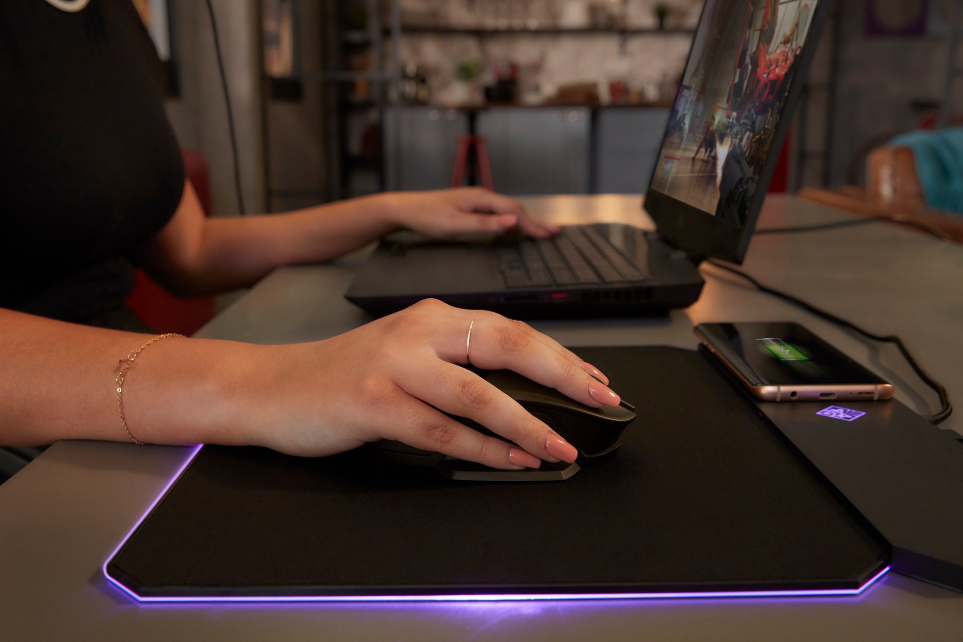HP OMEN Photon – Gaming-Maus – Kabellos (Bluetooth/2,4 GHz), 16000 DPI, beidhändig, Schwarz