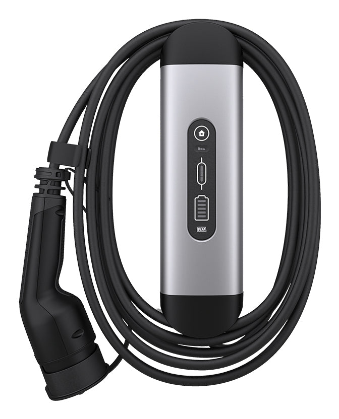 DEFA Solid Wallbox – 1-ph, 20 A (230 V, 4,6 kW), Wandmontiert, Typ 2, 6 m Kabel, LED, IP45, Silber