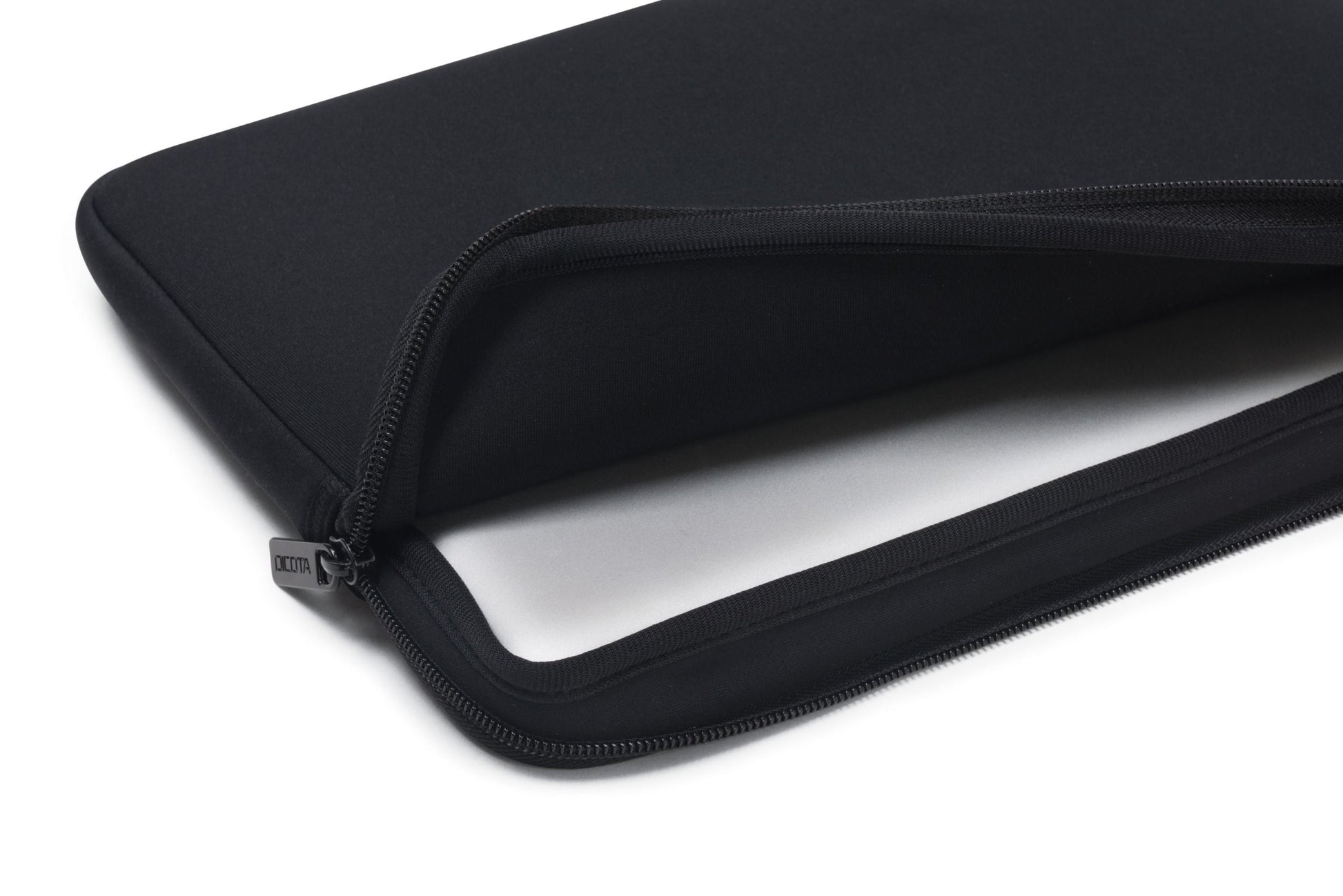 DICOTA Notebook-Schutzhülle bis 16" – Schwarz