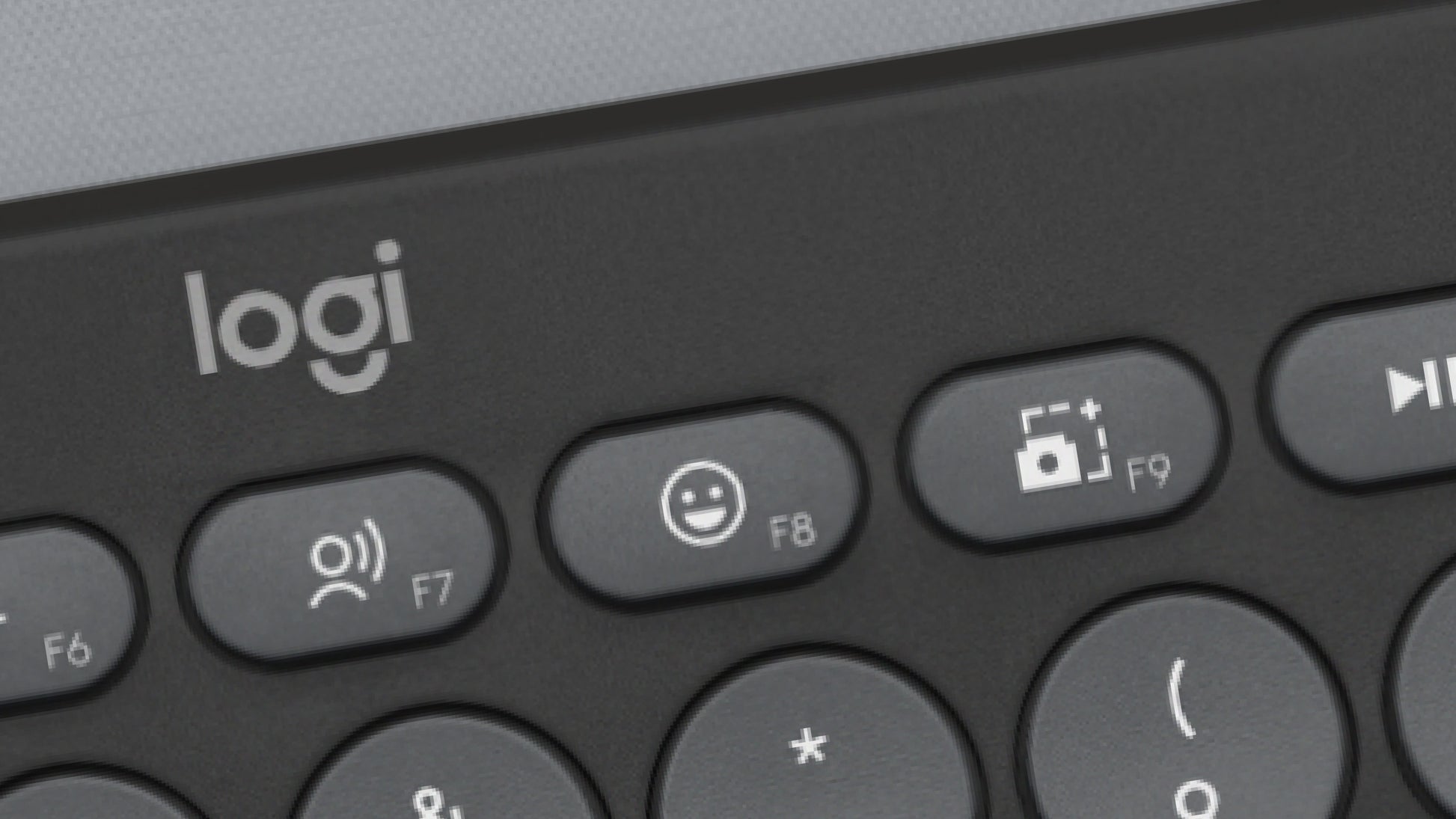 Logitech Pebble Keys 2 K380s – Mini Tastatur – Scherenmechanik – Bluetooth – QWERTY (IT) – Ohne Ziffernblock – Graphit