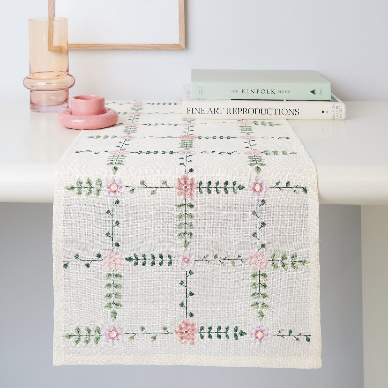 Rico Design Stick-Set Tischläufer Wiesenblümchen – 42 × 164 cm – 100% Leinen