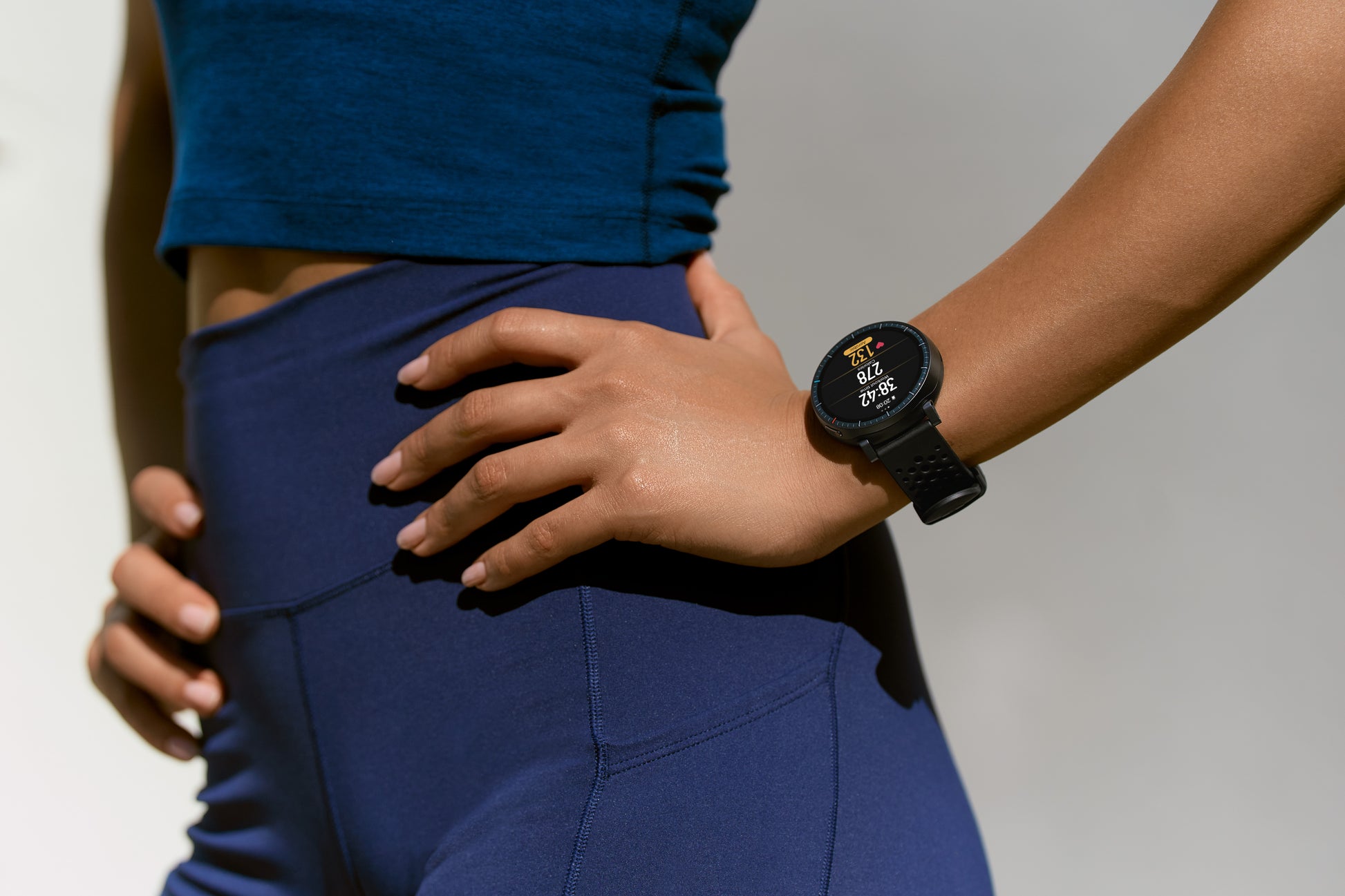 Amazfit Active Max 49 mm GPS – Aluminium Schwarz, Sportband, 50 m, für Android, iOS