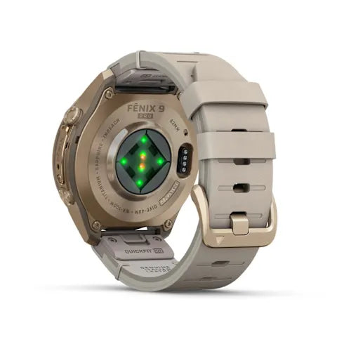 Garmin fēnix 9 Pro 43 mm GPS + Cellular – Titan Gold, Cremefarben, 100 m, für Android, iPhone