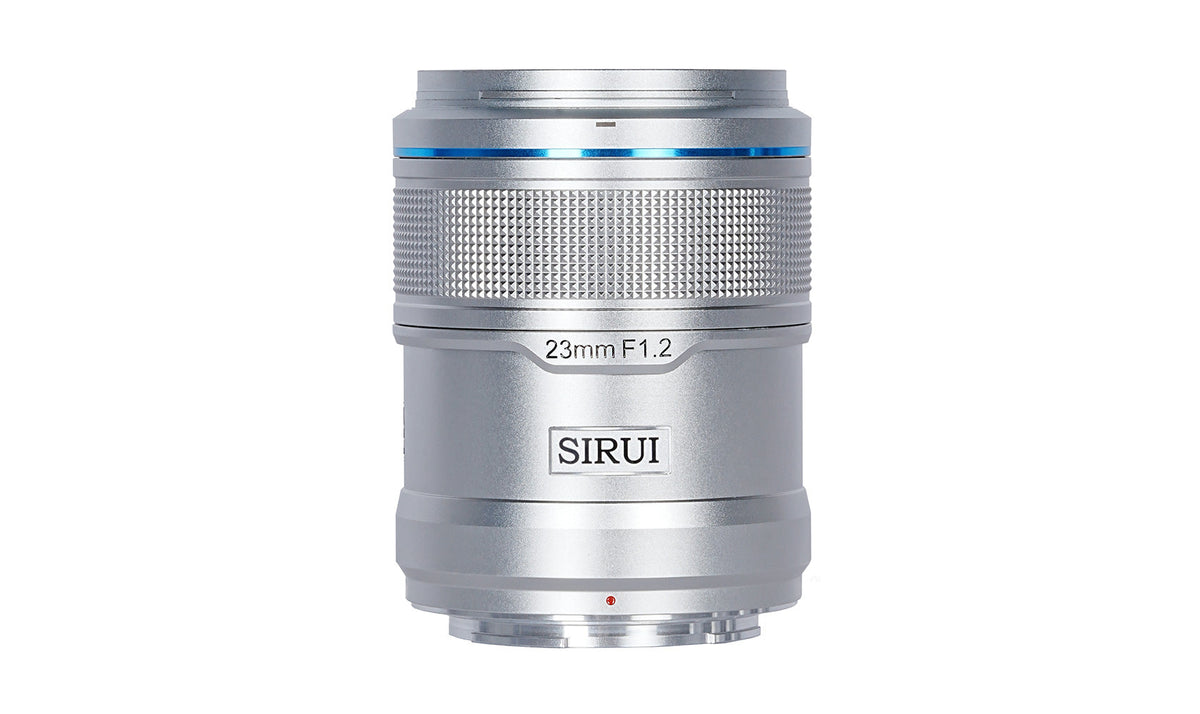 Sirui Sniper 23 mm f/1.2 Weitwinkelobjektiv – APS-C, 58 mm Filter – Silber – für Sony E-Mount
