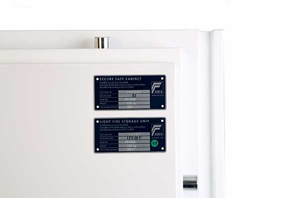 Phoenix Safe Co. Phoenix Wertschutzschrank FIRE COMMANDER PRO FS1922K – Schlüsselschloss – 380 l – 60 Minuten Feuerschutz