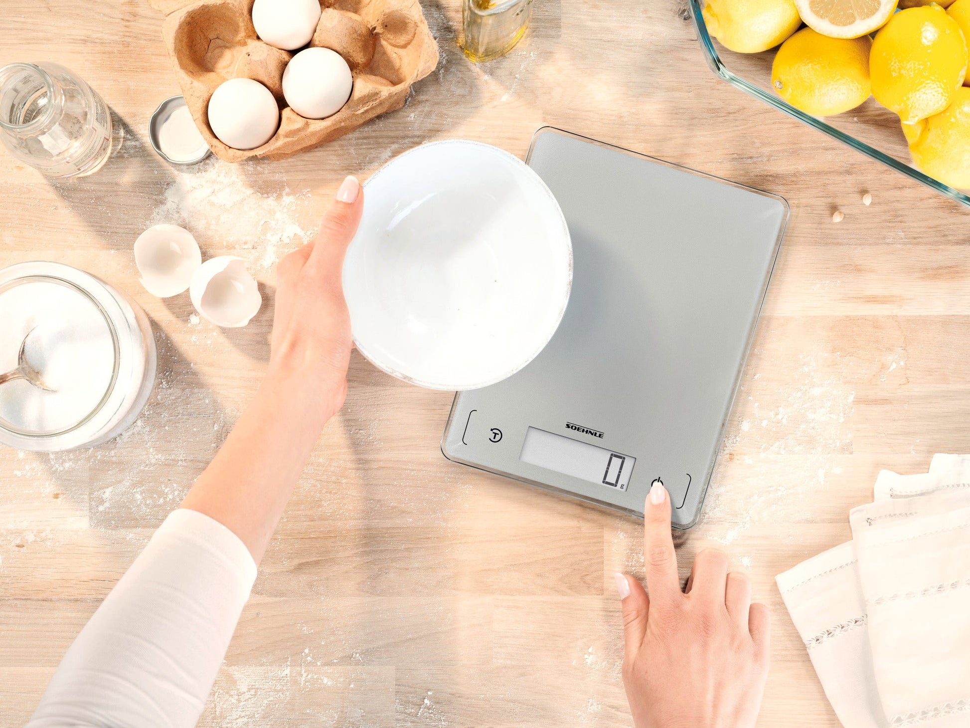 Leifheit Küchenwaage – Scale Page Comfort 300 – bis 10 kg, 1 g Teilung, silber