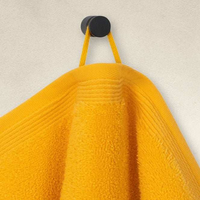 MÖVE Duschtuch – 80 × 150 cm – Gold – Bio-Baumwolle – 550 g/m² – 60 °C