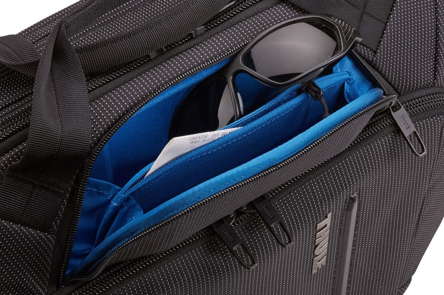 Thule Crossover 2 Notebook-Tasche – für Notebooks bis 15,6", für Tablets bis 10,1", 11 l, Nylon, schwarz