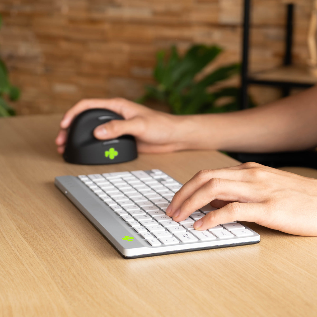 R-Go Tools Compact Break – Tastatur, kabellos (Bluetooth), ES-Layout (ES), ergonomisch, Weiss