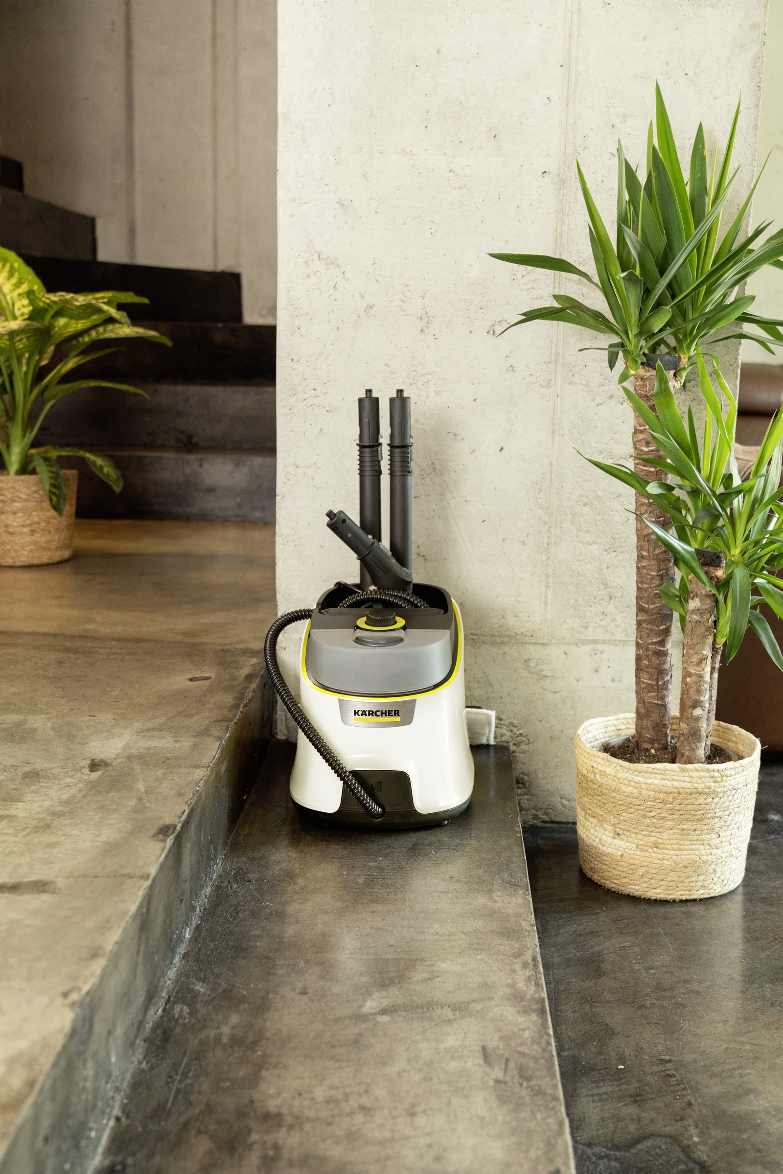 Kärcher Dampfreiniger SC 4 Deluxe – 2200 W, 1,3 l, 4 bar