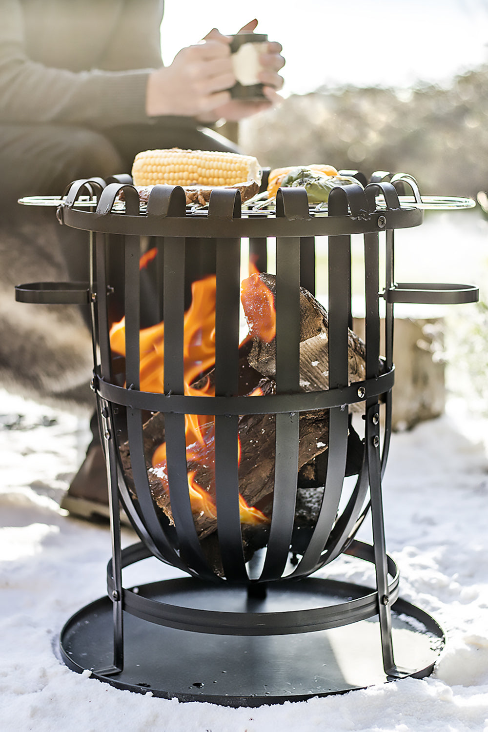 La Hacienda Feuerkorb – Ø 50 cm, H 56 cm, mit Ascheauffangbehälter, Schwarz, Stahl