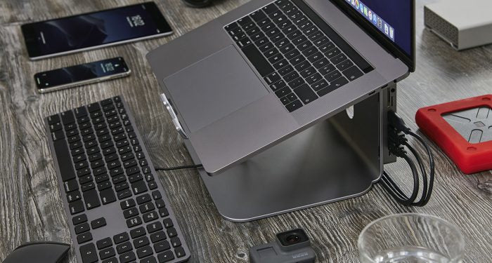 LMP Laptop-Ständer – für Notebooks bis 17", aus Aluminium, mit Befestigungsschlitzen – Grau