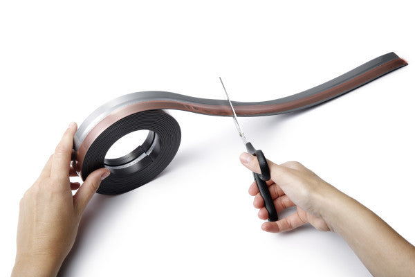 Durable Magnetschiene – magnetisch, selbstklebend, wiederablösbar – silber – Kunststoff – 5'000×17×4 mm – 1 Stück