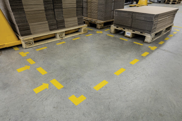 Durable Sicherheitskennzeichen (Bodenmarkierung) Pfeil – 100 × 200 × 0,7 mm, Kunststoff, Gelb, 10 Stk.