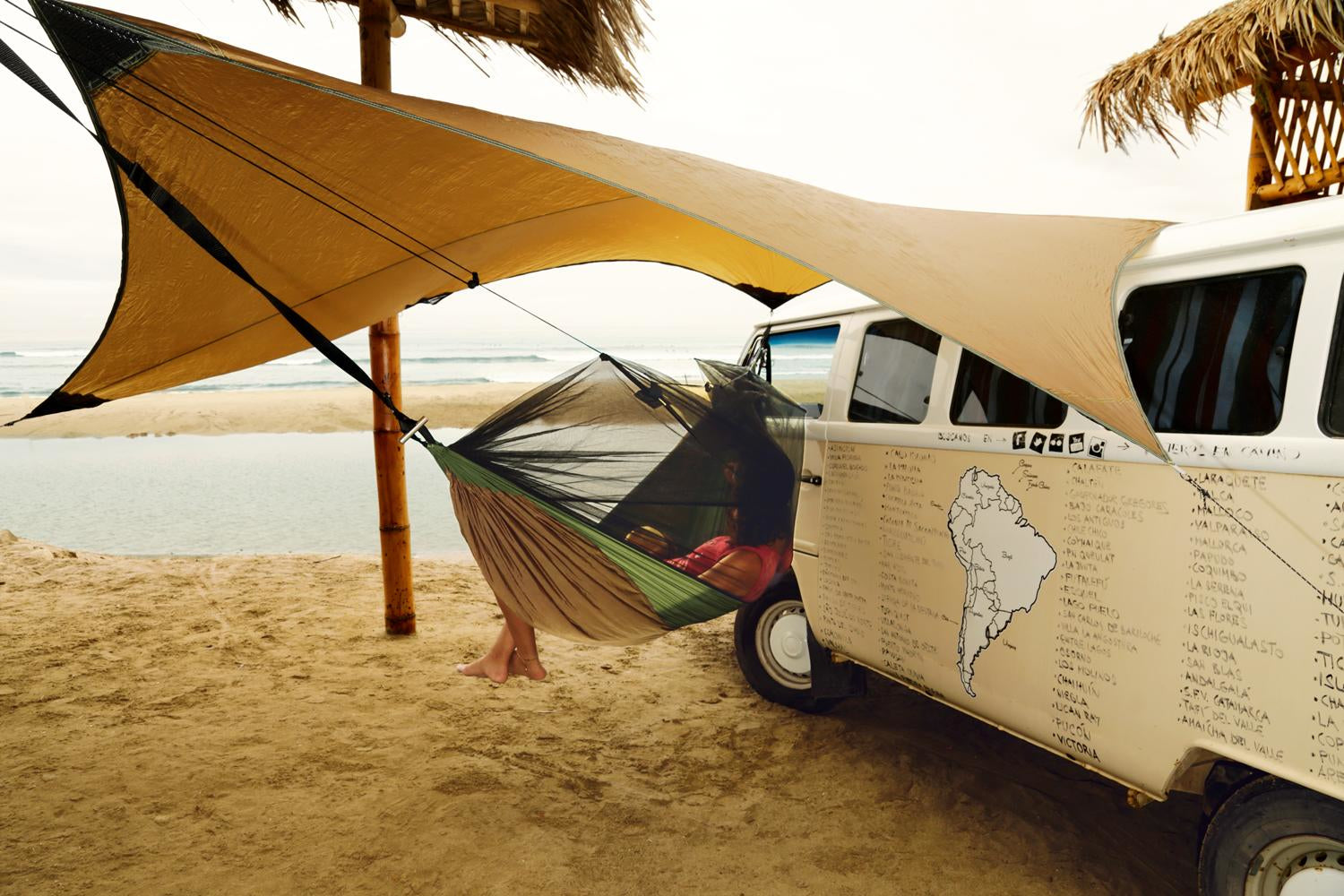 AMAZONAS Hängematte Adventure Moskito Thermo – mit Moskitonetz, faltbar – bis 150 kg – 305 × 140 cm – grün