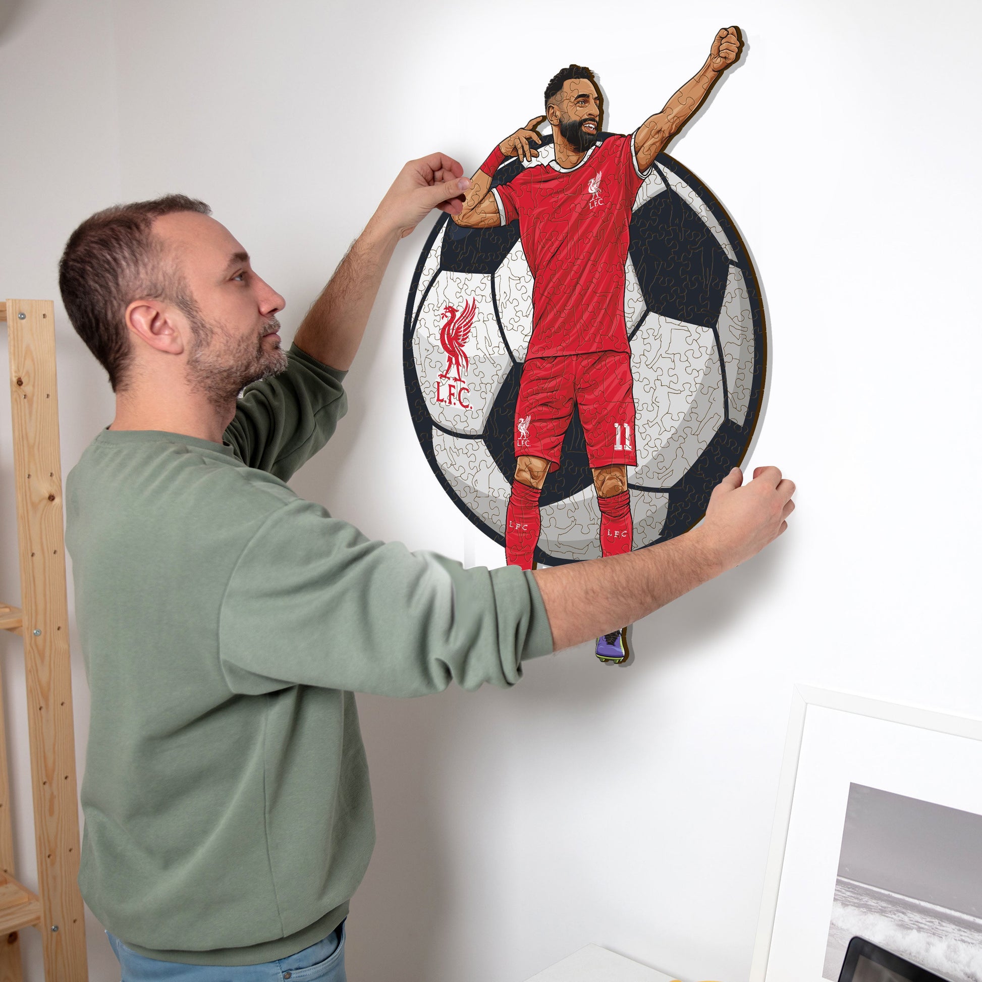 Iconic Puzzles Puzzle Mohamed Salah – Liverpool FC – 150 Teile – 21 × 30 cm – ab 10 J. – Holz