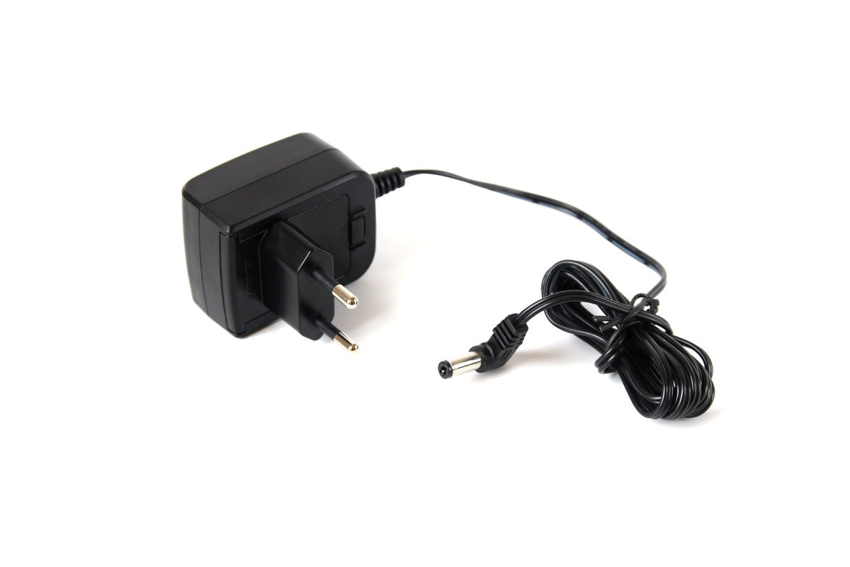 Konftel 900102138 Netzteil 6 V AC-zu-DC – für analoge DECT-Basis – schwarz