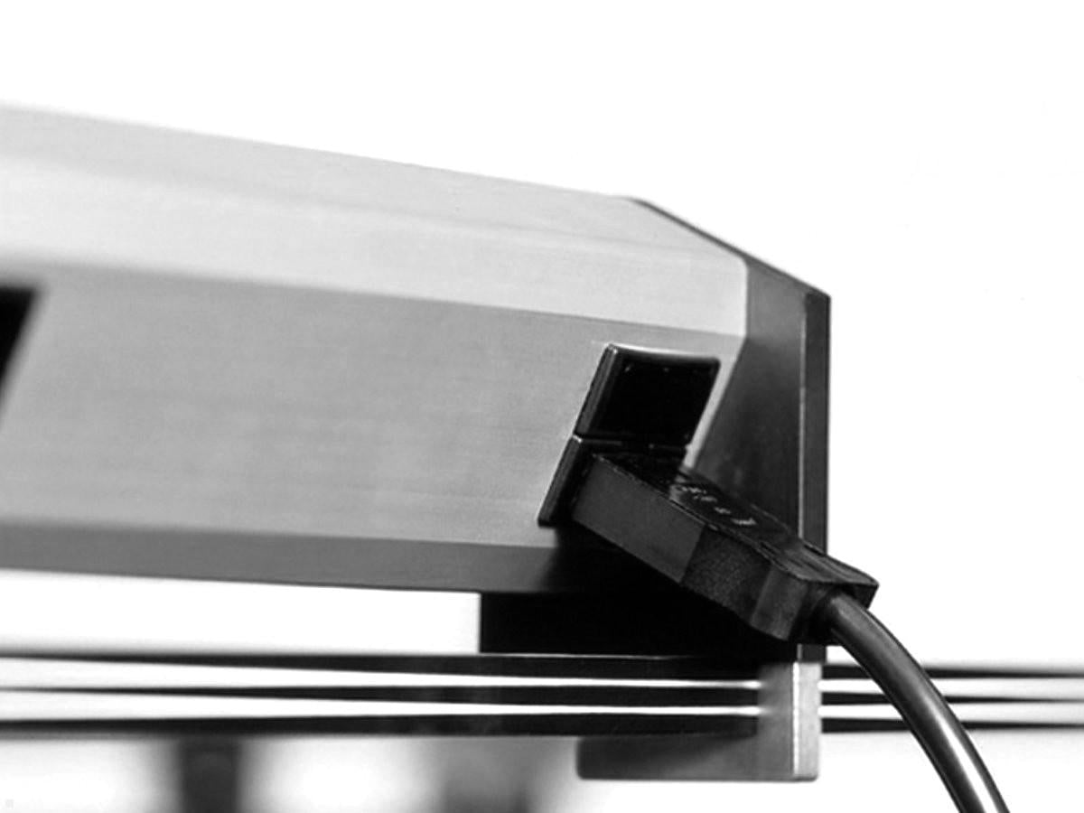 Bachmann DESK Steckdosenleiste – 2×Schuko (Typ E/F), Tischmontage, Wieland GST18, Schwarz