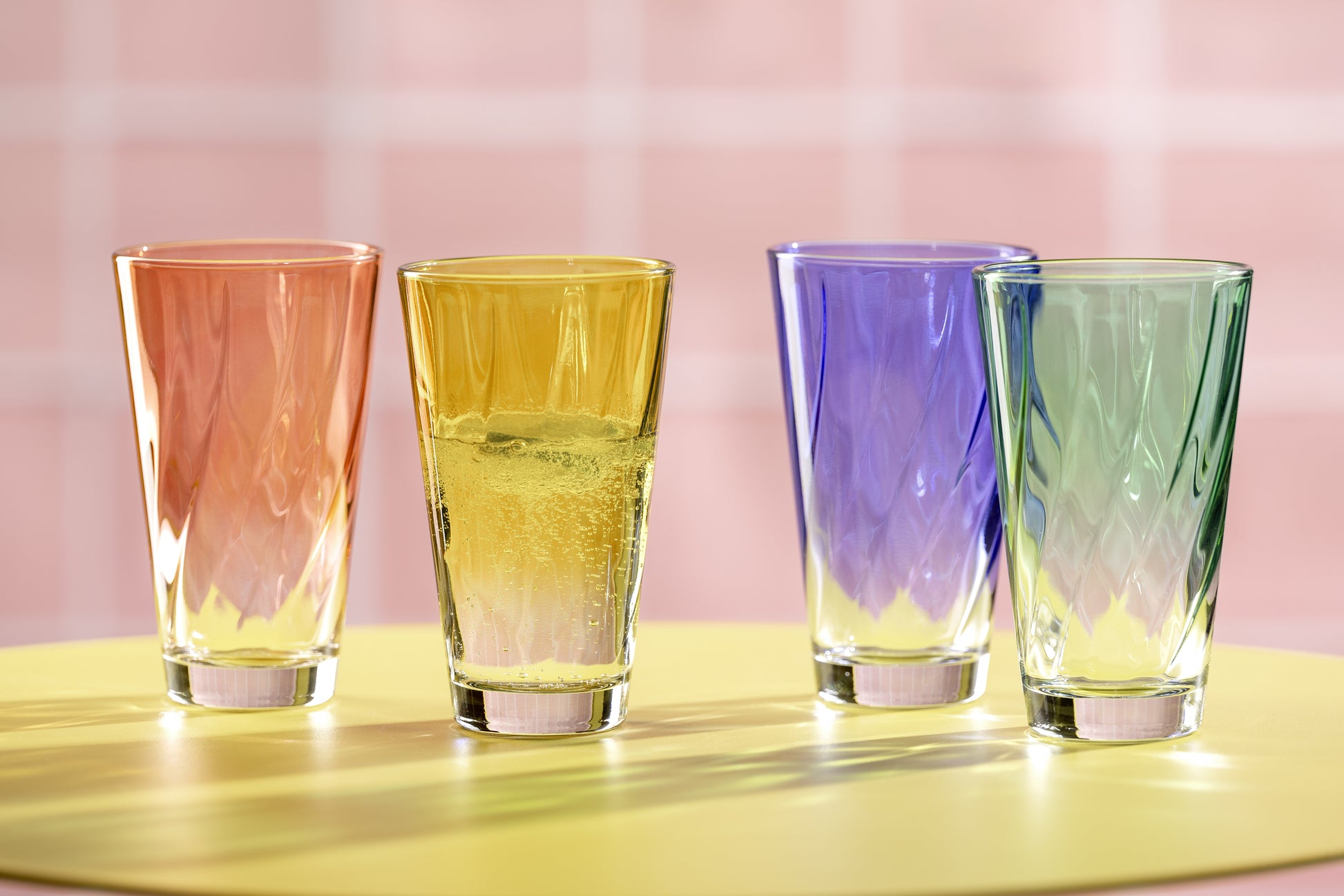 LEONARDO Trinkglas – 0,30 l, Glas, Gelb, spülmaschinenfest, 4 Stück