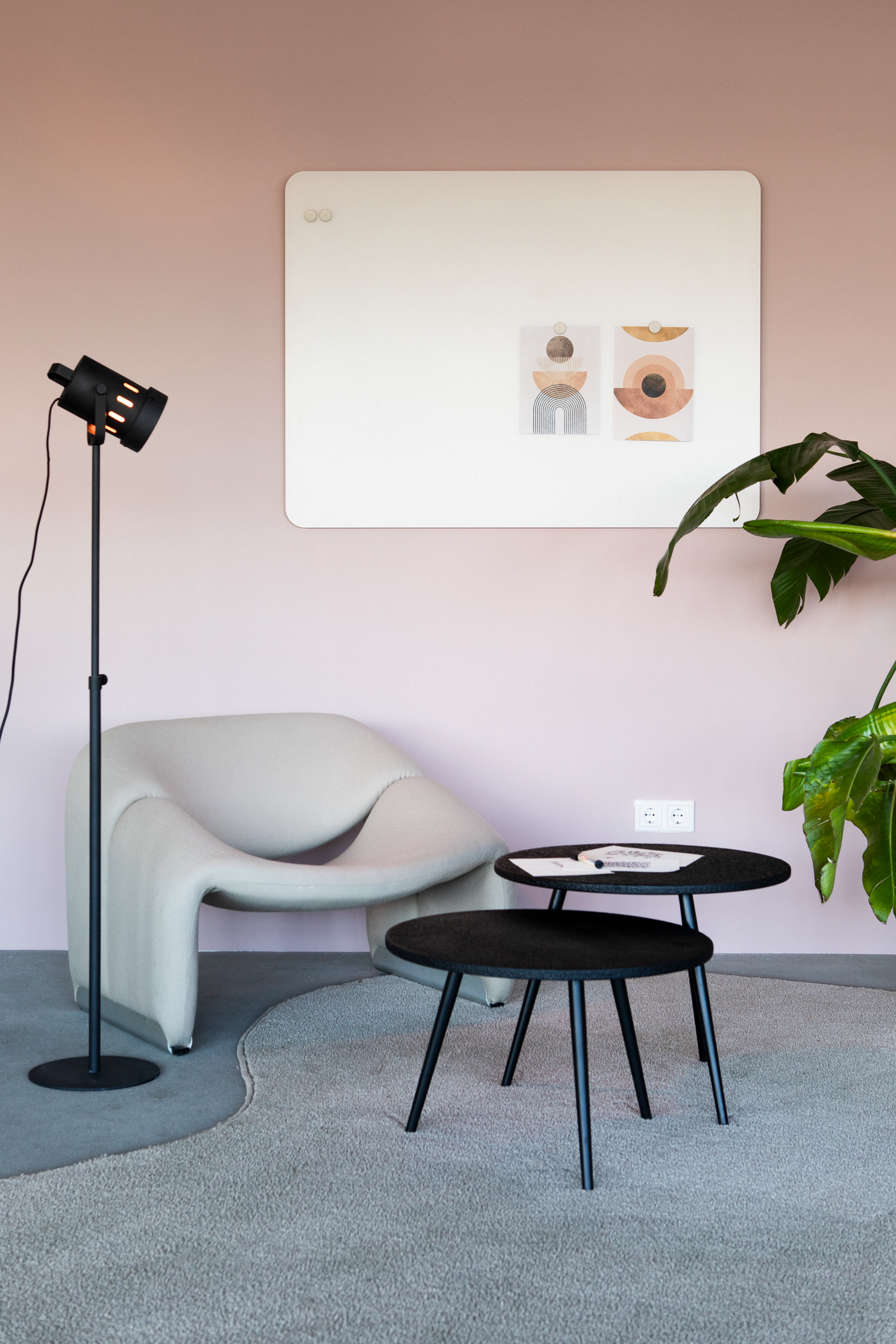 Legamaster Whiteboard – 120 × 90 cm, Glas, magnetisch, Wandmontage, inkl. Magnete, Marker, Montagesatz