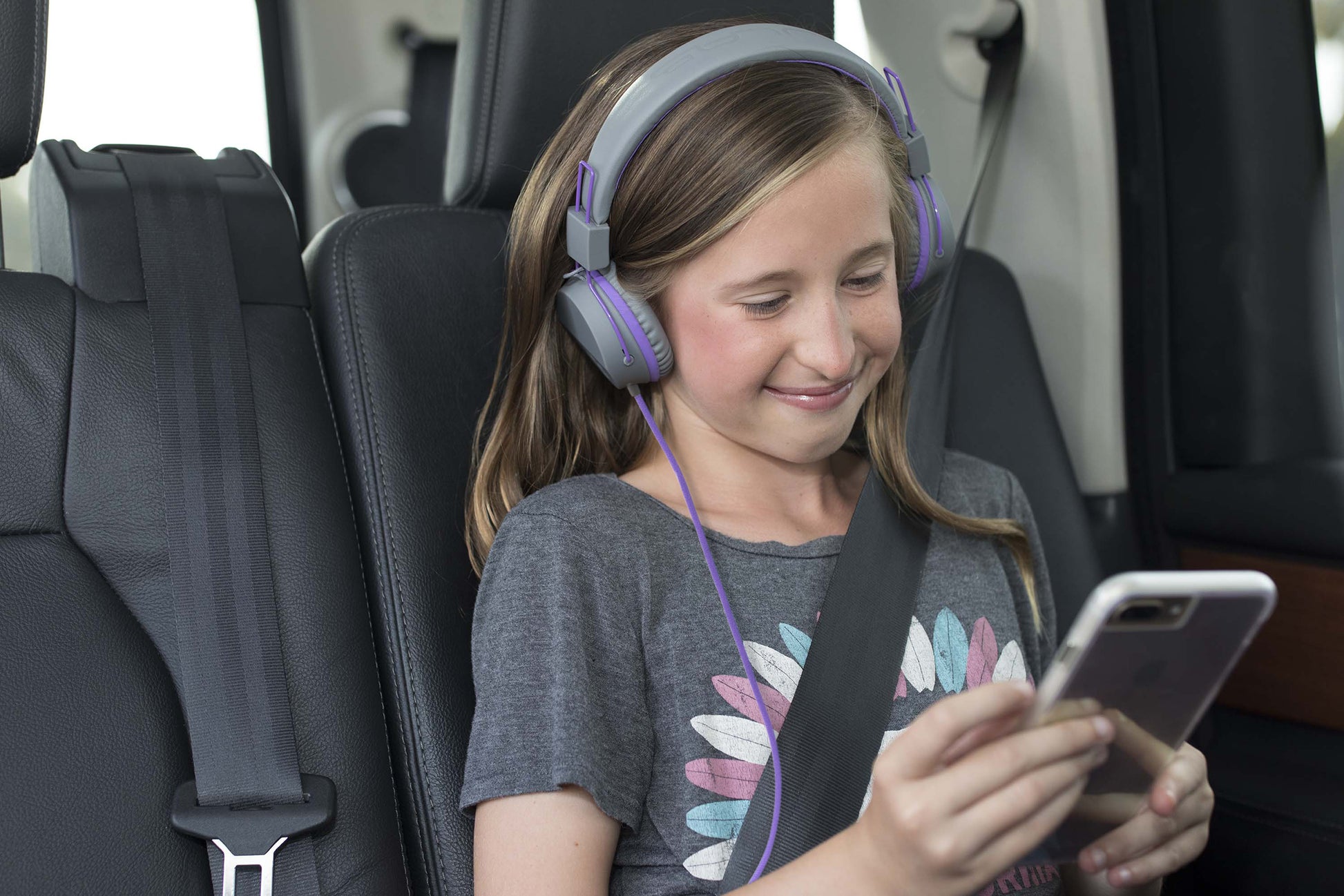 JLab Studio Kids Kinderkopfhörer – On-Ear, Kabelgebunden, 3,5 mm Klinke, 85 dB Lautstärke-Limit, Grau/Violett