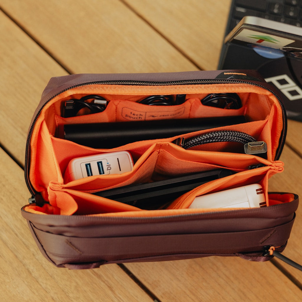 Peak Design Tech Pouch Zubehörtasche – Nylon/Polyester, 2 l – 240 × 150 × 100 mm – Eclipse