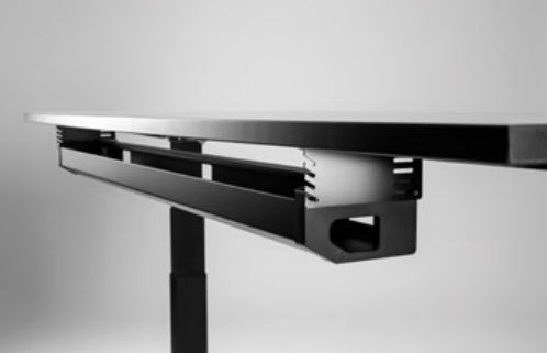 Actiforce SWING Untertisch-Kabelwanne – 1'264 × 152 mm – Aluminium – Schwarz, abklappbar