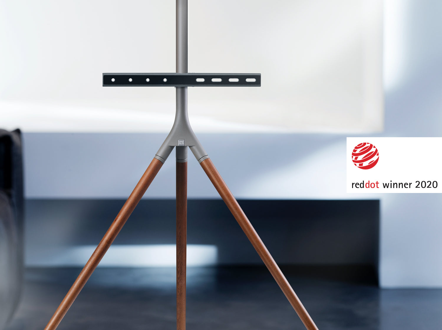 One For All Bodenständer – Vollbeweglich – 32–65" – VESA 200×100–400×400 – bis 30 kg – WM 7471, Walnuss/Grau