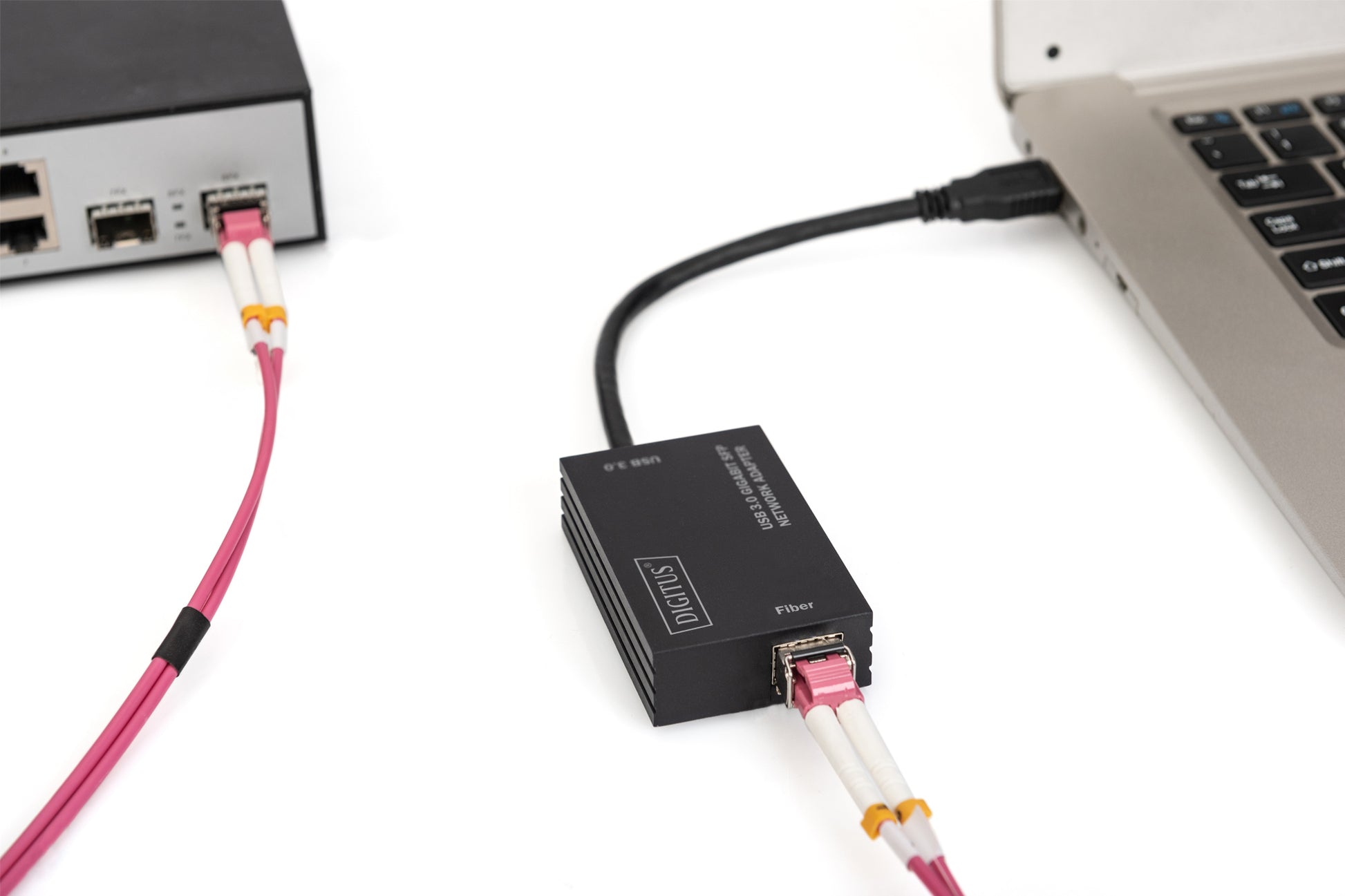 Digitus Netzwerkadapter USB-A zu SFP – 1 Gbit/s, USB 3.2 Gen 1 (5 Gbit/s), 0,17 m – Schwarz