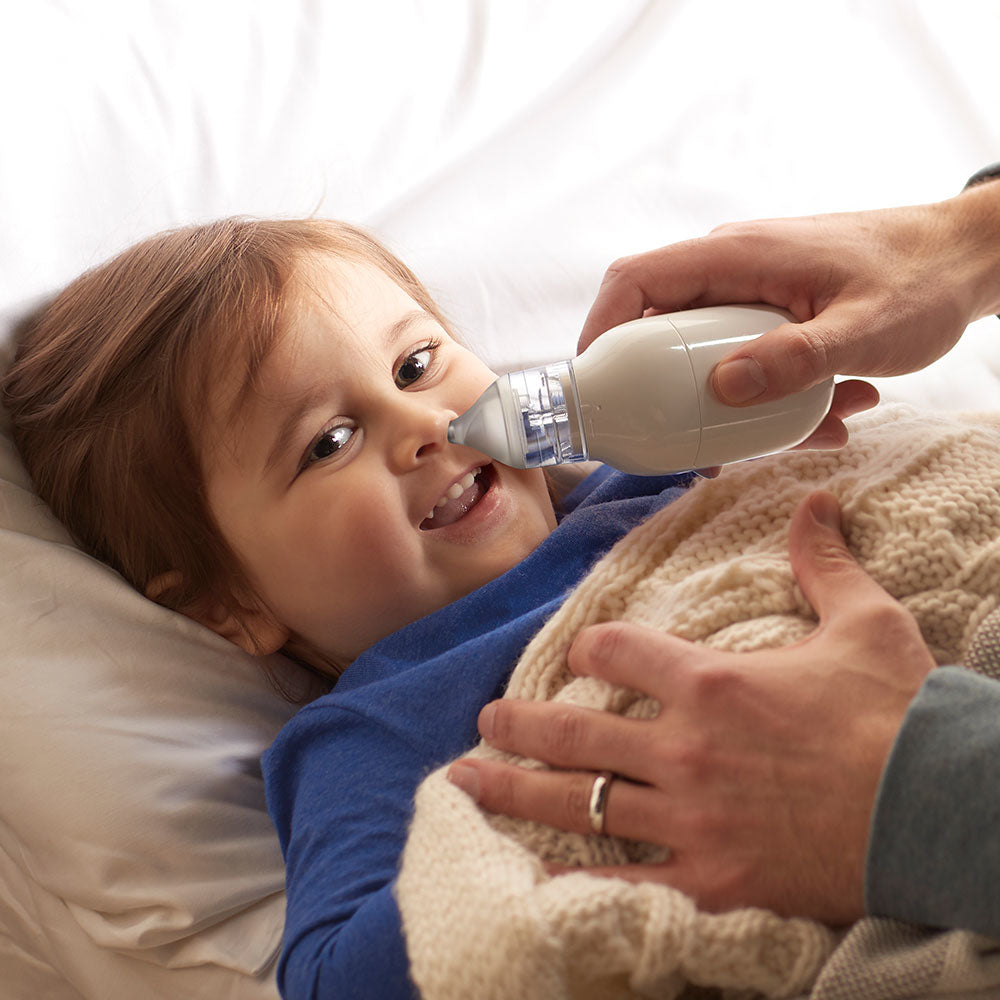 Braun Nasensauger BNA 100 – elektrisch, Akku – abnehmbare, spülmaschinenfeste Spitzen – weiss