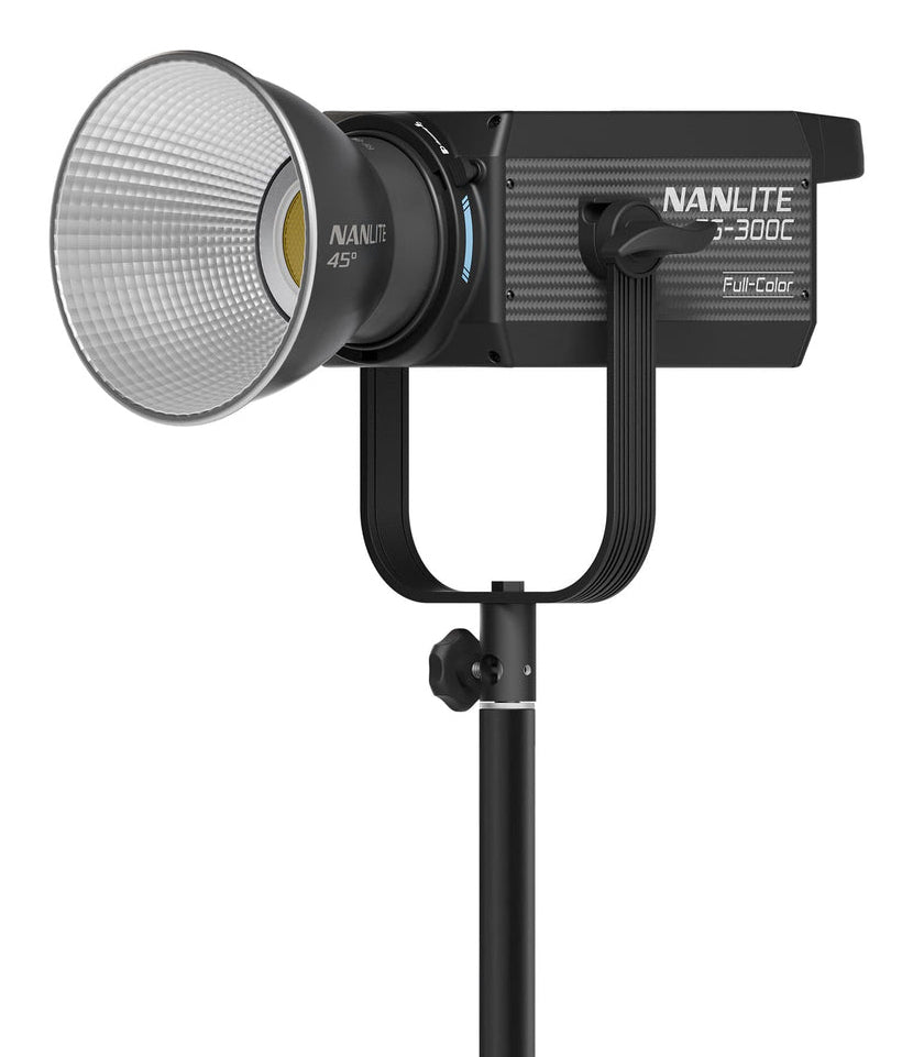 Nanlite FS-300C Streaming-Licht – 300 W, RGBW, 34'200 lm, 2'700–7'500 K