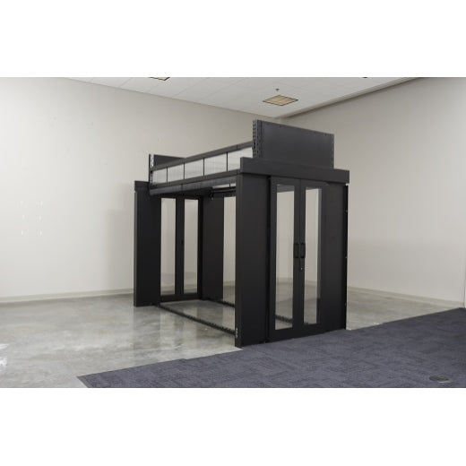 APC HyperPod Endblende – 40 × 1'370 mm, schwarz, für HyperPod
