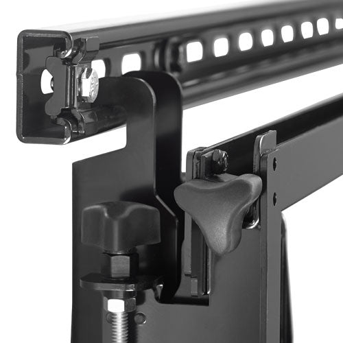 Chief Wandhalterung – Neigbar – 42–80" – VESA 200×100–700×400 – bis 68 kg, Höhenverstellbar – LVS1U