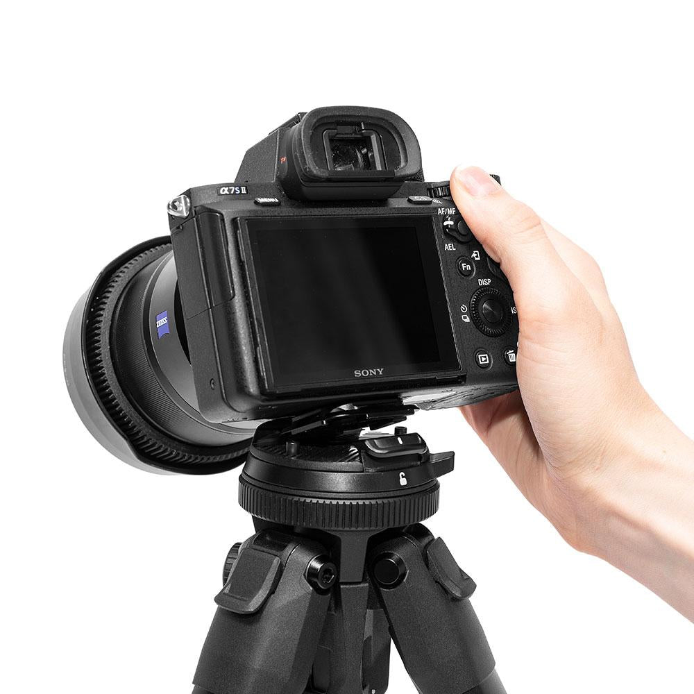 Peak Design Travel Tripod Aluminium Stativ – bis 152,4 cm, 5 Sektionen – Traglast 9,1 kg – Schwarz